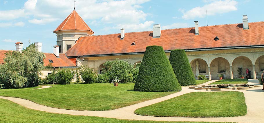 Schlossgarten Teltsch